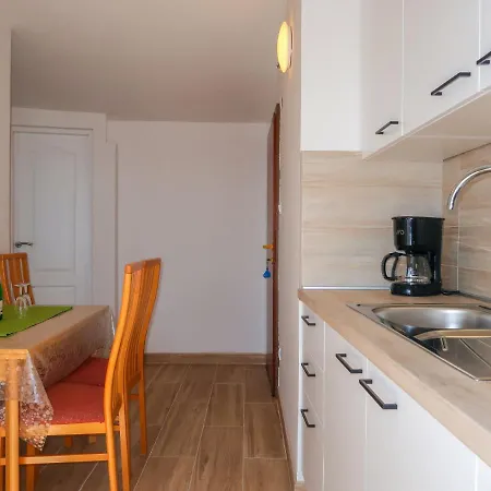 Apartamento Barbara By Interhome