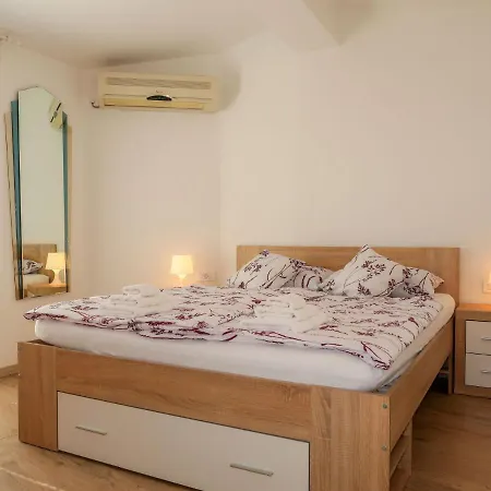 Daire Barbara By Interhome Punat